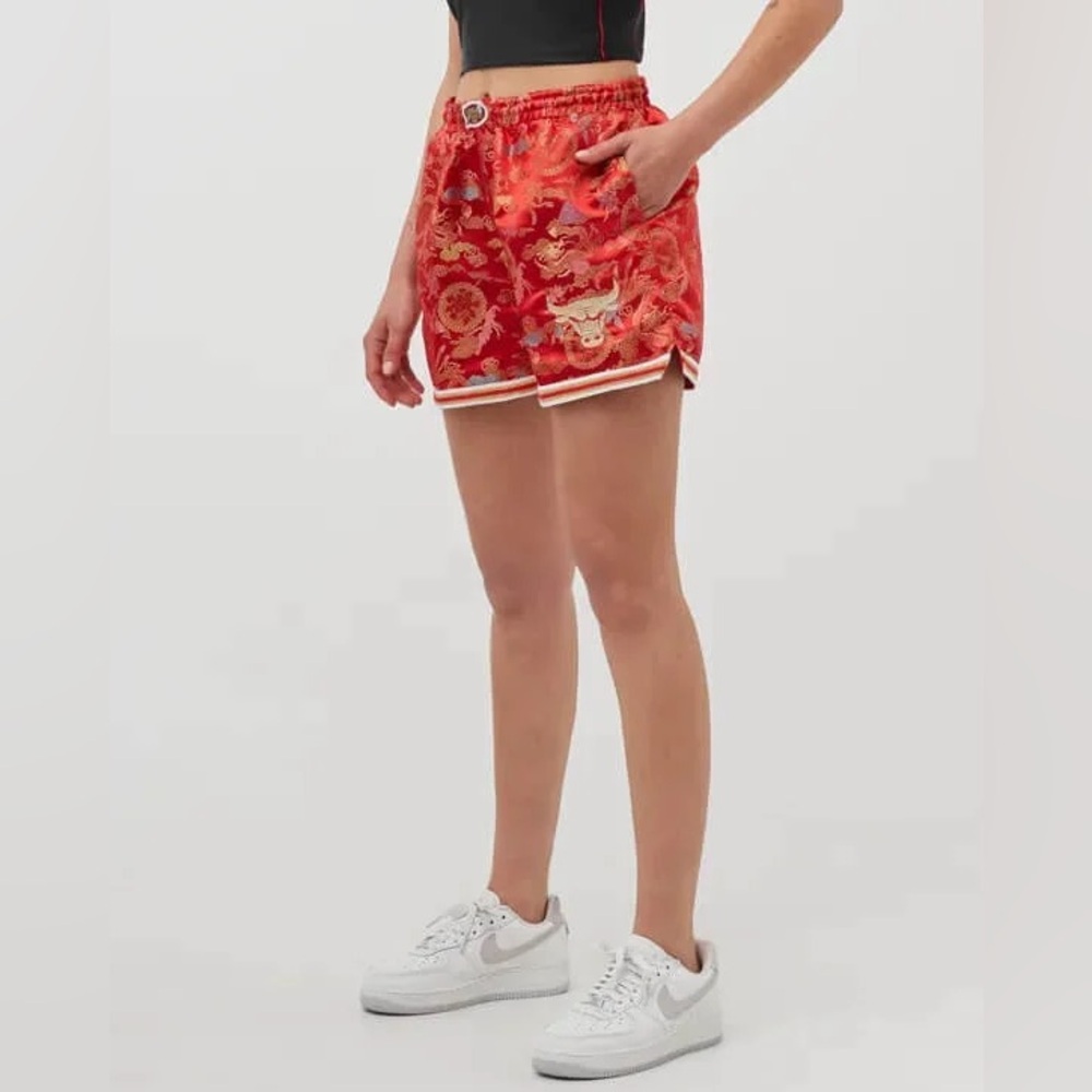 Vintage Chicago Bulls Red Gold Metallic NBA Finals 1996 Basketball Shorts Small